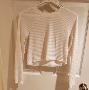 Lululemon white long sleeve crop top